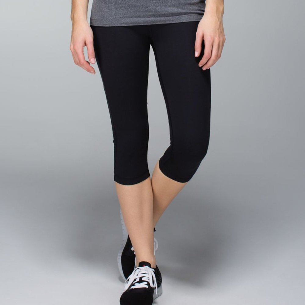Lululemon Ruched Black Crop Leggings